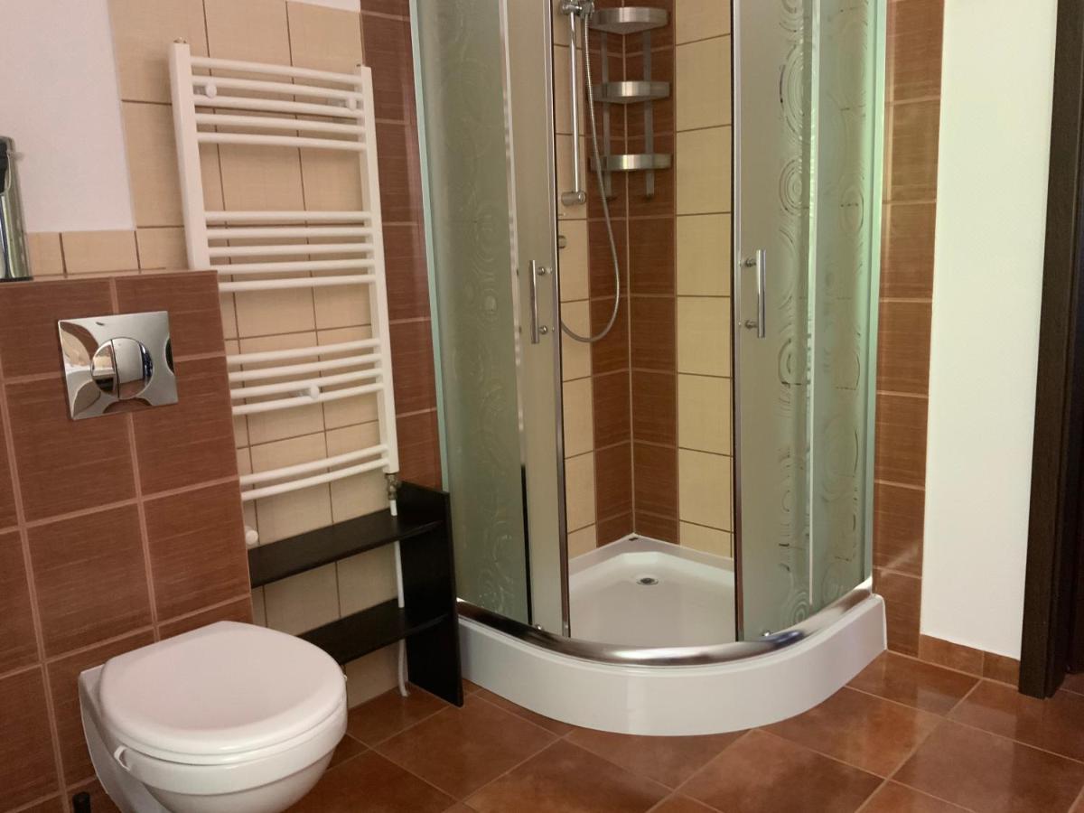 Apartamenty, Domki, Wedkowanie بارلينك المظهر الخارجي الصورة